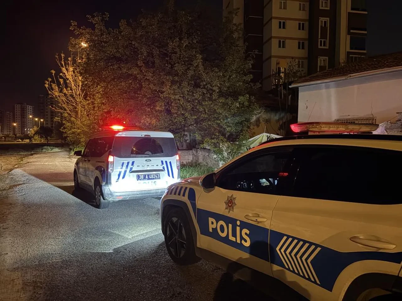 Kayseri'de sobadan sızan karbonmonoksit anne ile oğlunu zehirledi