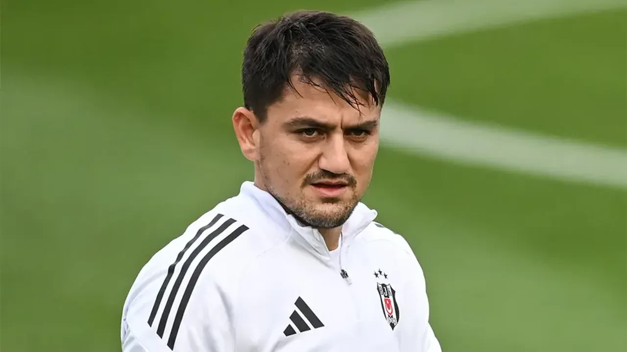 Konyaspor mağlubiyeti sonrası olanlar oldu! Beşiktaş'ta büyük temizlik: 5 futbolcu için ayrılık kararı çıktı!