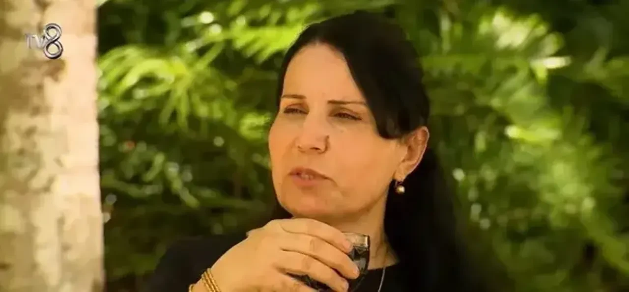 Nefise Karatay'ın annesi Güner Karatay kimdir, mesleği nedir? Güner Karatay neden gündemde?