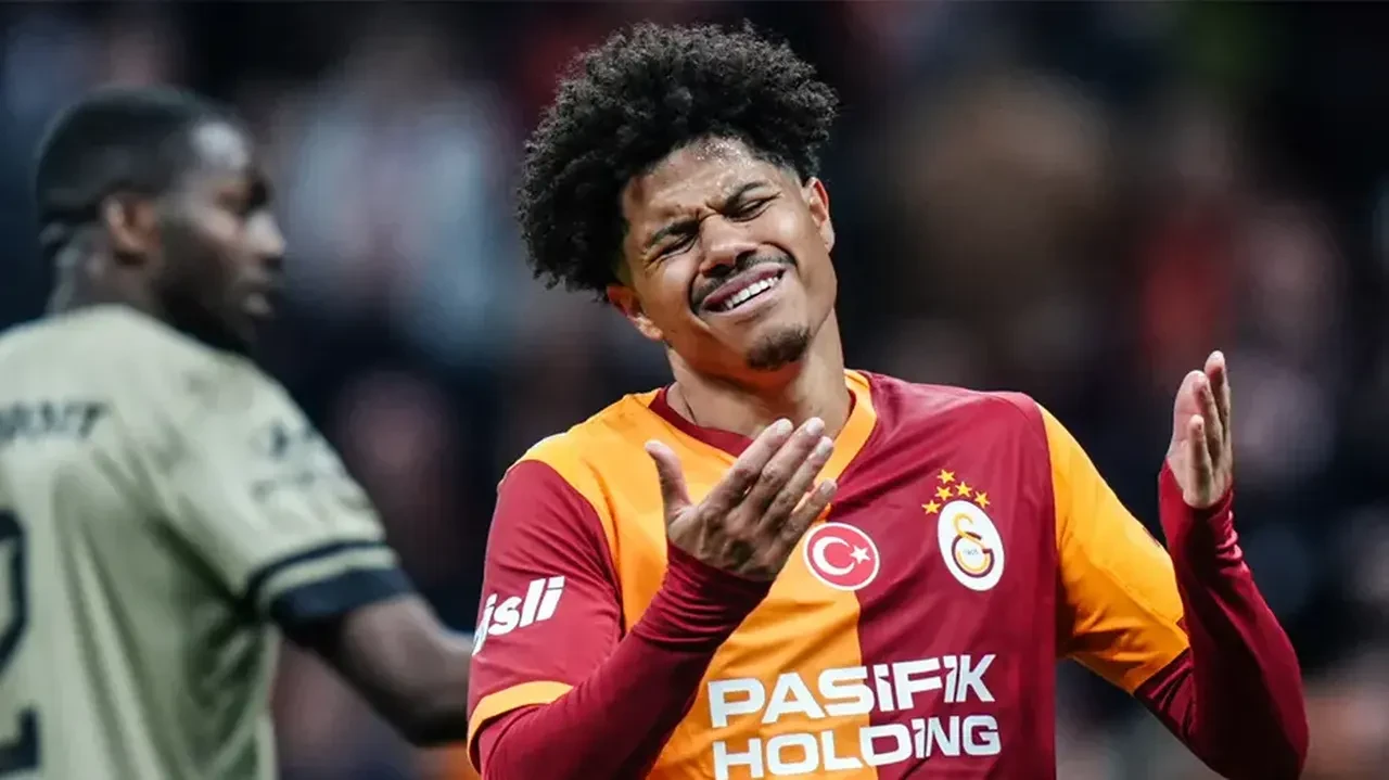 Şampiyonluk yolunda Galatasaray'a büyük şok! Yıldız isim için kritik gelişme: 'Sezonu kapatmış olabilir'