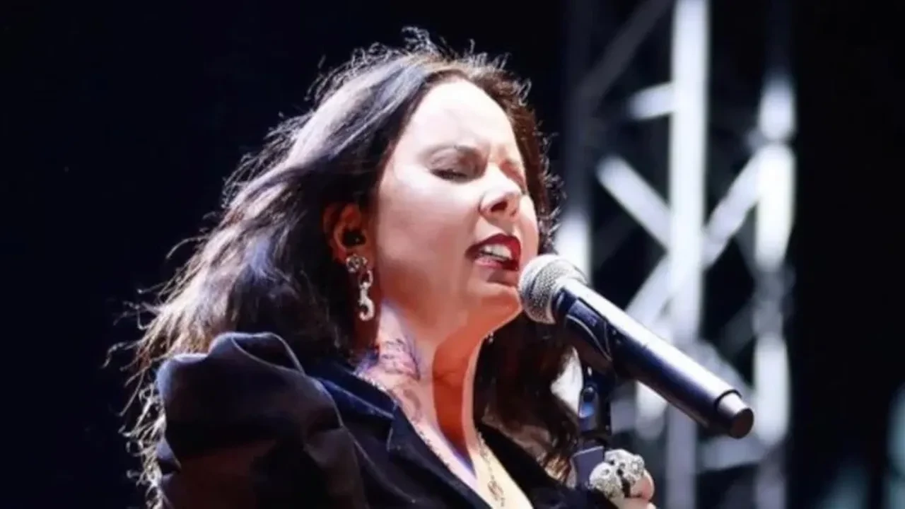 Şebnem Ferah’tan hayranlarına çifte konser müjdesi! İlk konser biletleri hemen tükenmişti