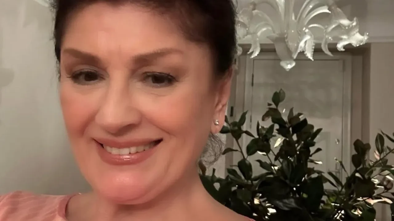 Usta oyuncu Gülşen Bubikoğlu adeta yıllara meydan okuyor! Son hali tekrardan gündem oldu