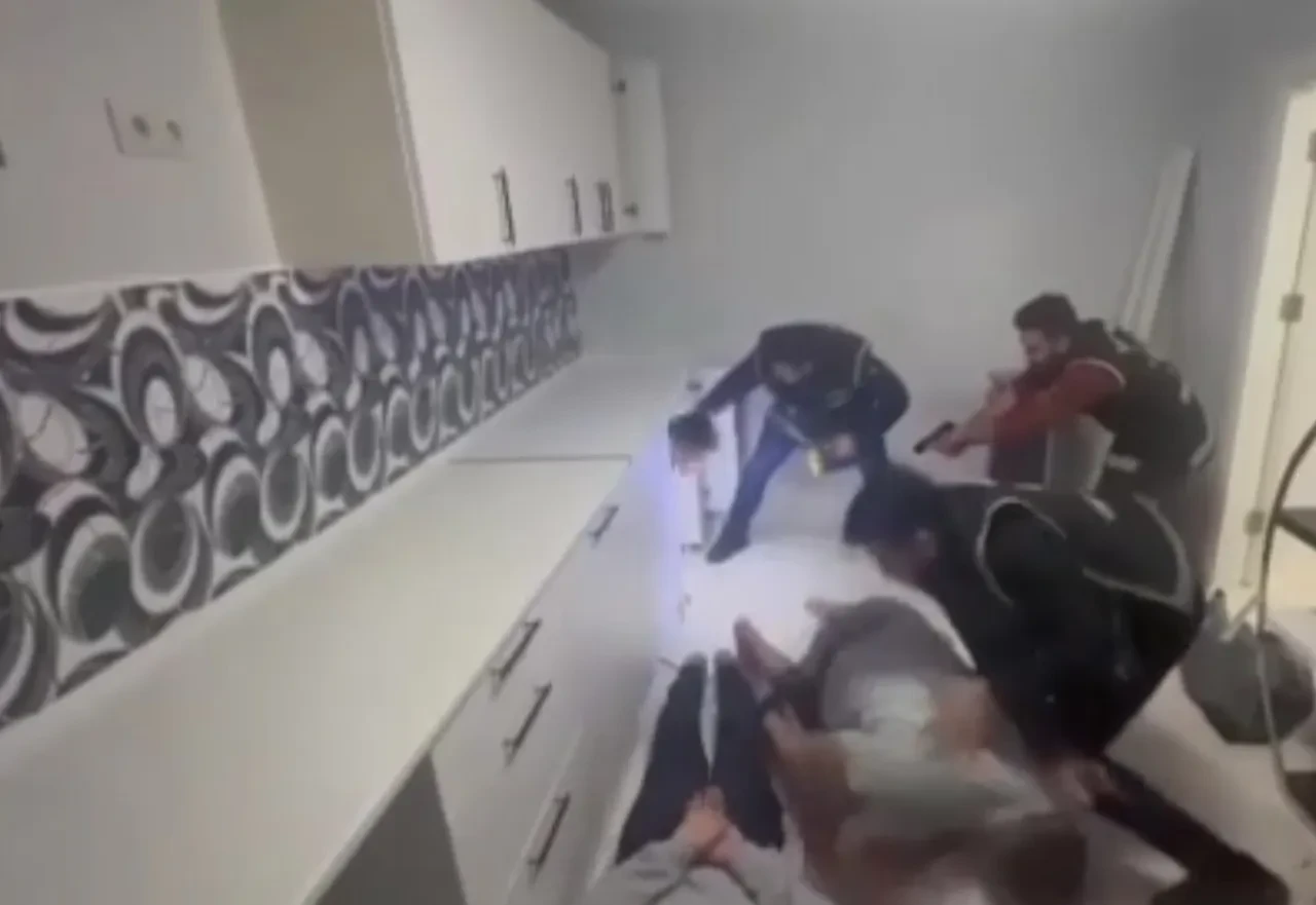 Yolyemezler suç örgütüne yönelik iddianame hazır! 1,5 milyar TL'lik işlem hacmi, evlerden çıkan mühimmat depoları