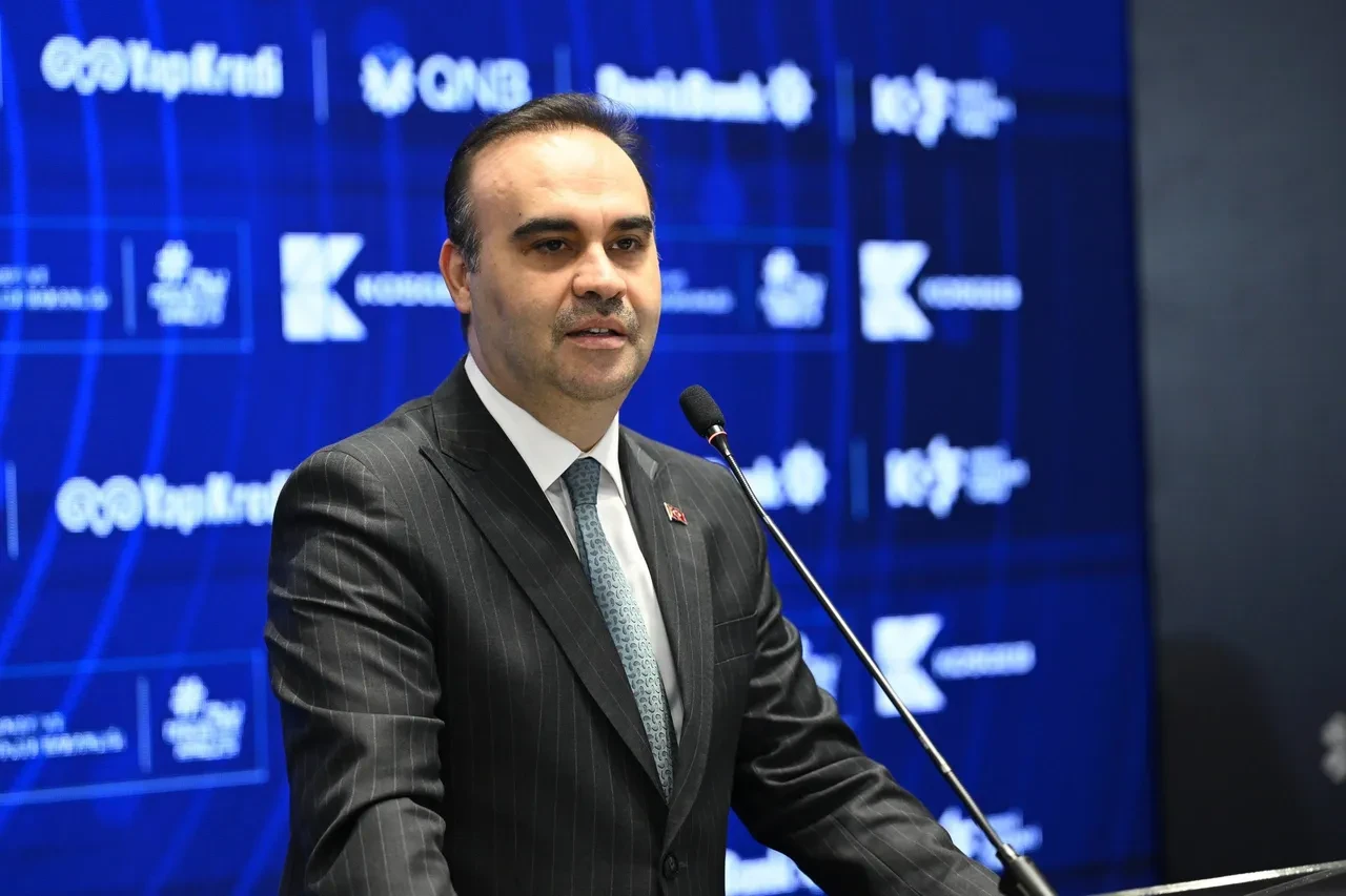 Bakan Kacır TGRT Haber’e açıkladı: Savunma Sanayinde ihracat rekoru ve 1 trilyon dolarlık uzay hedefi