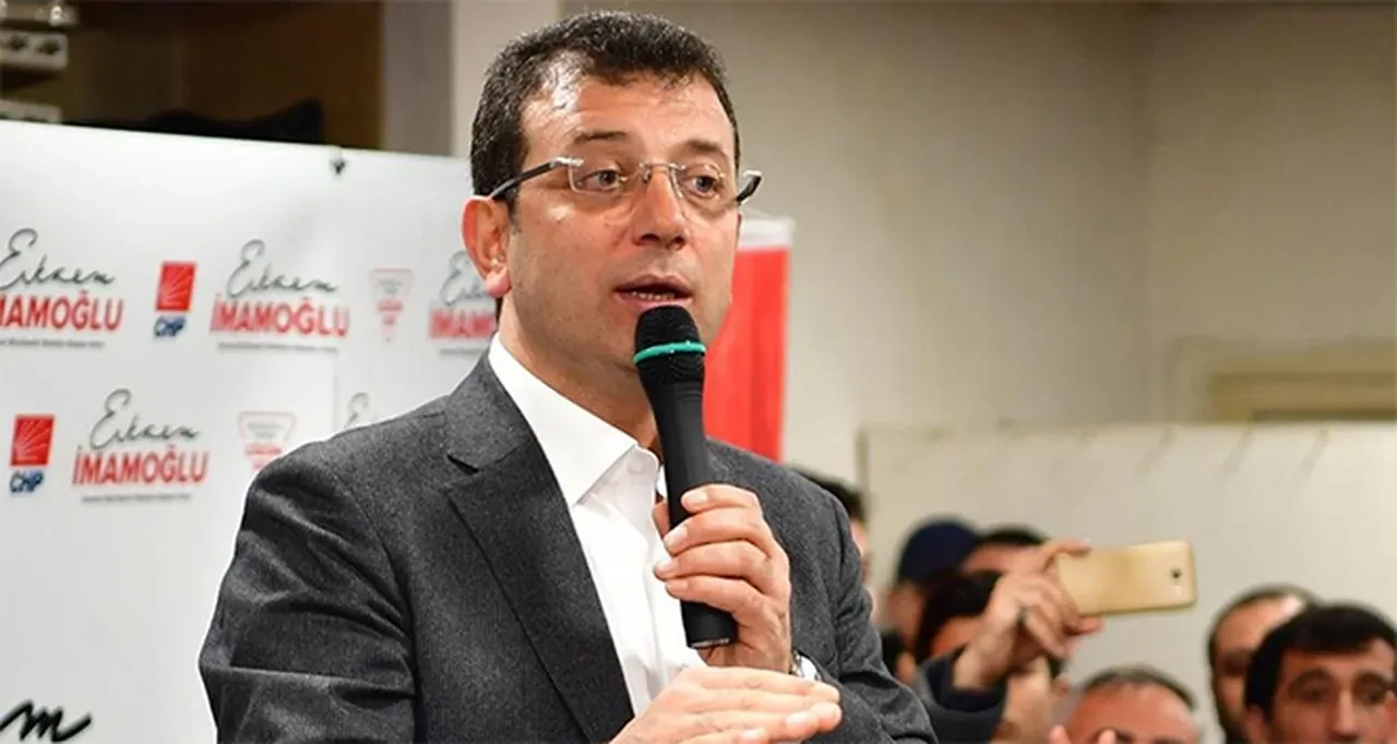 Ekrem İmamoğlu Fatih Keleş'in oğlu Mustafa Keleş'e soru sorarken ağladı