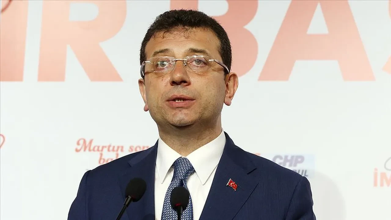 Ekrem İmamoğlu Fatih Keleş'in oğlu Mustafa Keleş'e soru sorarken ağladı