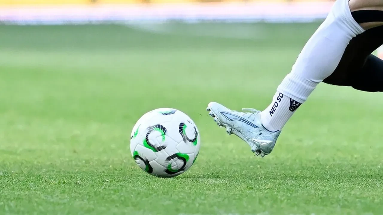 Eskişehirspor Ayvalıkgücü maçı hangi kanalda? CANLI yayın ile ekranlara gelecek