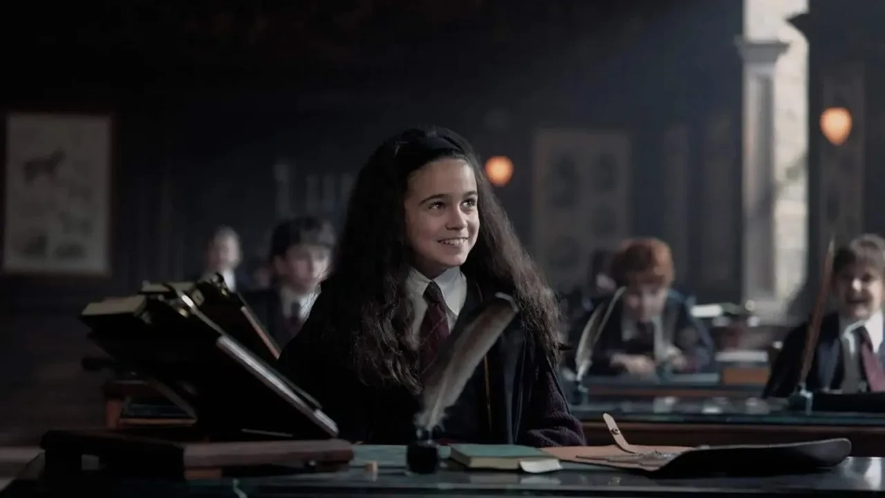 Harry Potter dizisinin seti karıştı! Eşyalara çip takıldı
