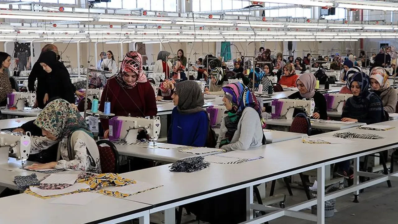 Sınır hattı üretim üssü olacak! 250 bin kişiye iş kapısı açılacak: 5 milyar dolar ihracat hamlesi 