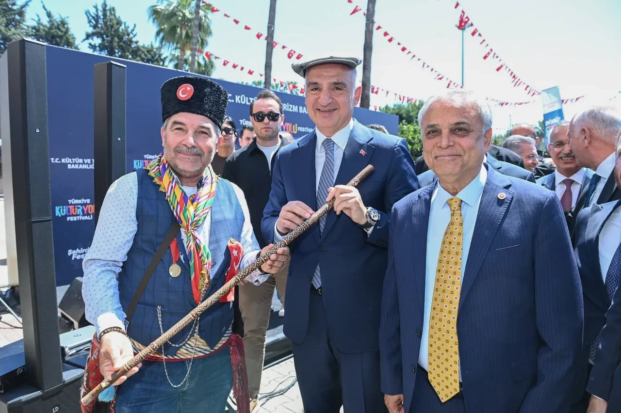 Akdenizin incisi ilk kez Kültür Yolu sahnesinde! Mersin'de festival coşkusu başladı