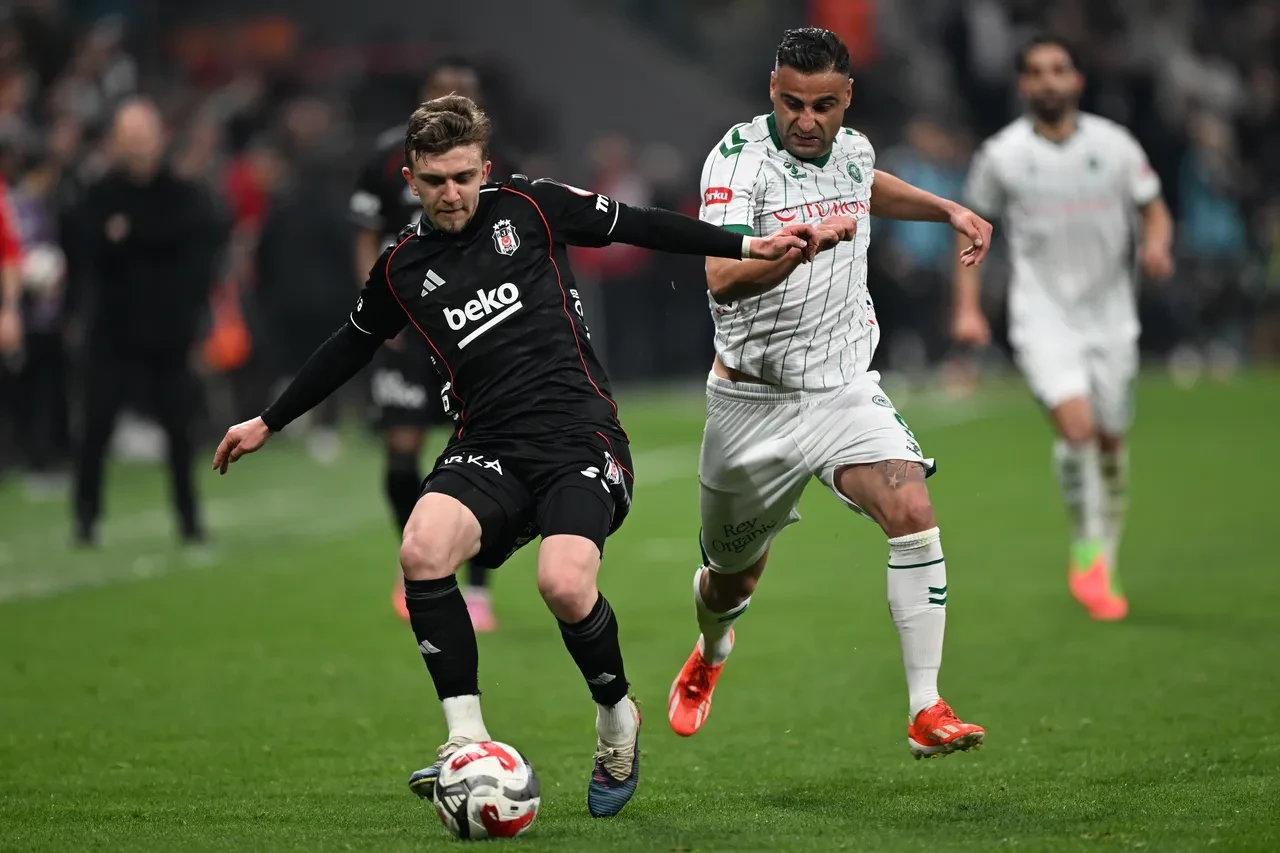 Beşiktaş, sahasında Trabzonspor'u ağırlıyor! Tek hedef derbi galibiyeti: İşte dev maçın muhtemel 11'leri...