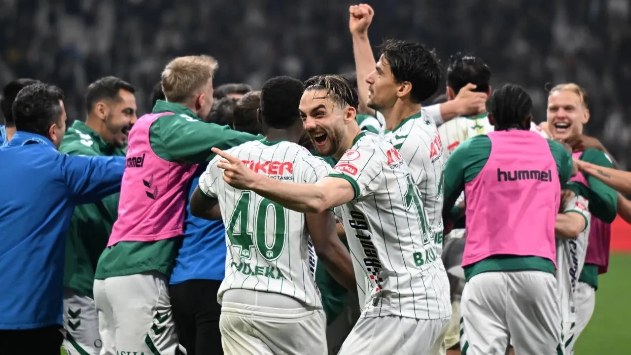 CANLI MAÇ ANLATIMI | Fenerbahçe deplasmanda Konyaspor'a konuk oluyor