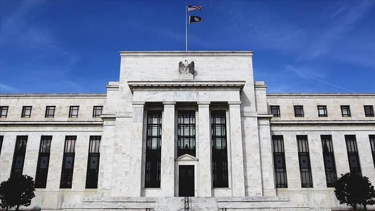 Fed rapor yayınladı: Finansal sistem tamamen risk altında
