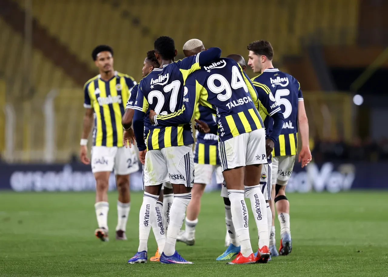 Fenerbahçe nasıl şampiyon olur, kaç puan gerekiyor? Trendyol Süper Lig güncel puan durumu sıralaması