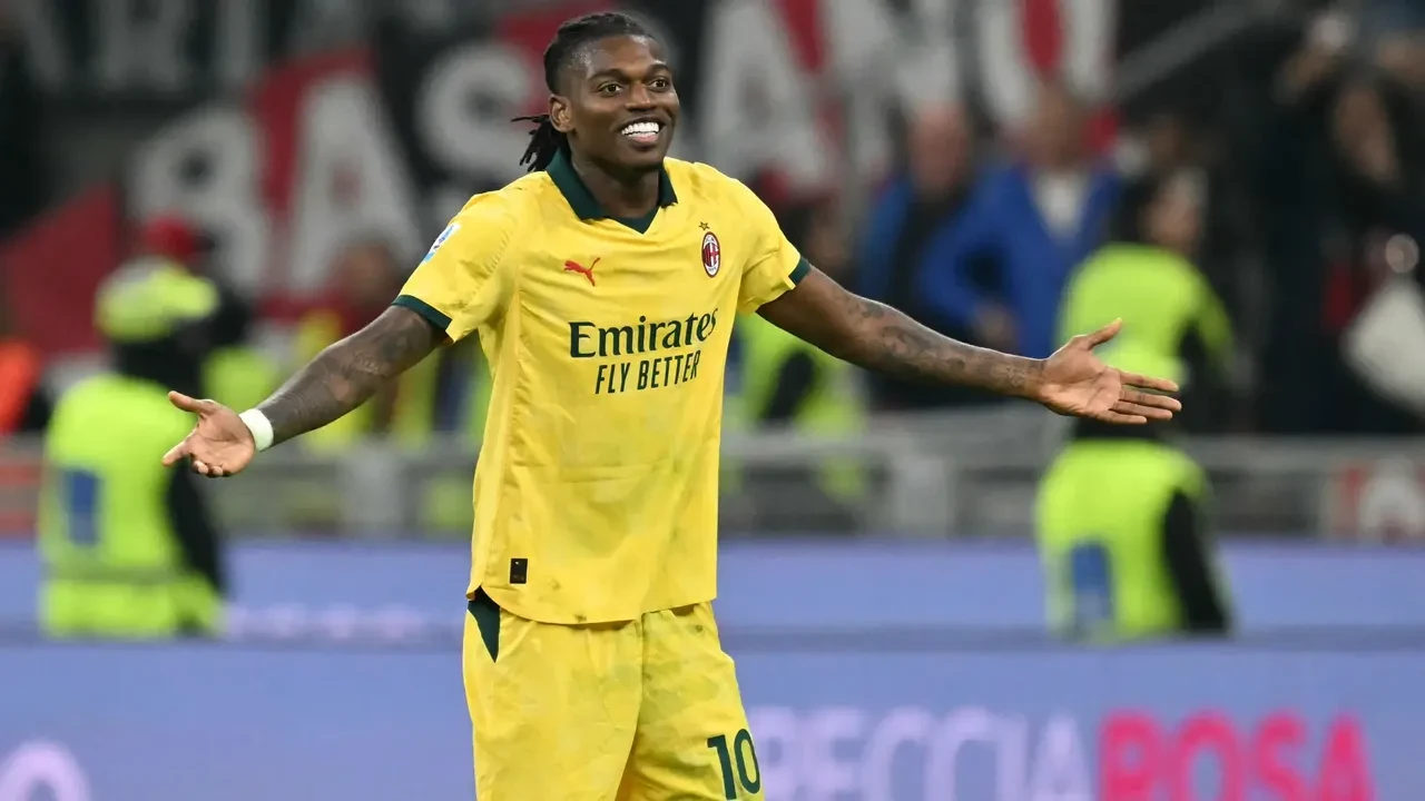 Fenerbahçe'den Galatasaray'a transfer çalımı! Aziz Yıldırım ve Hakan Safi'den Leao bombası