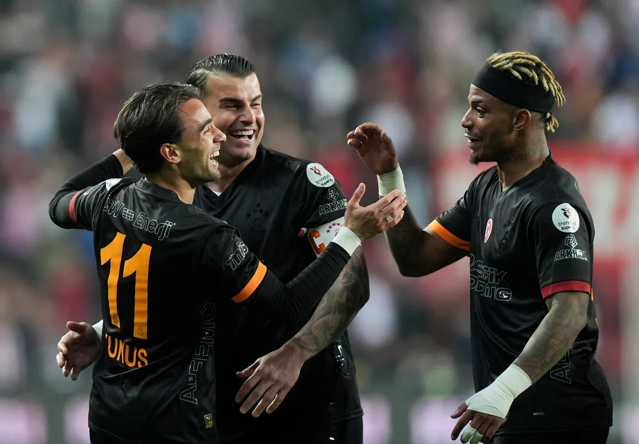 Galatasaray Antalyaspor CANLI nereden izlenir? Galatasaray Antalyaspor maç kadrosu, ilk 11’ler…
