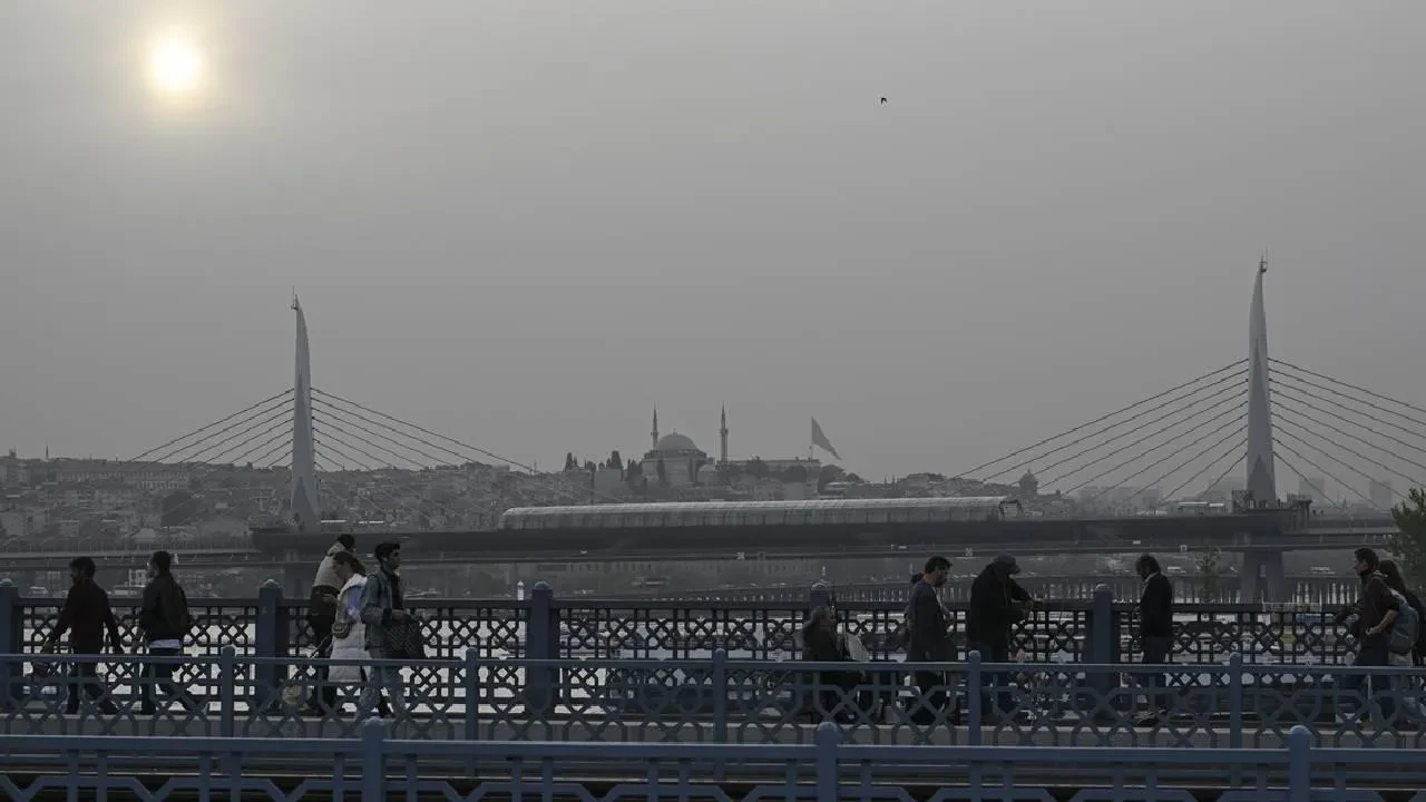 İstanbul'da başlayıp tüm Türkiye'ye yayılacak! Uzman isim gün vererek uyardı: Mecbur olmadıkça dışarı çıkmayın 