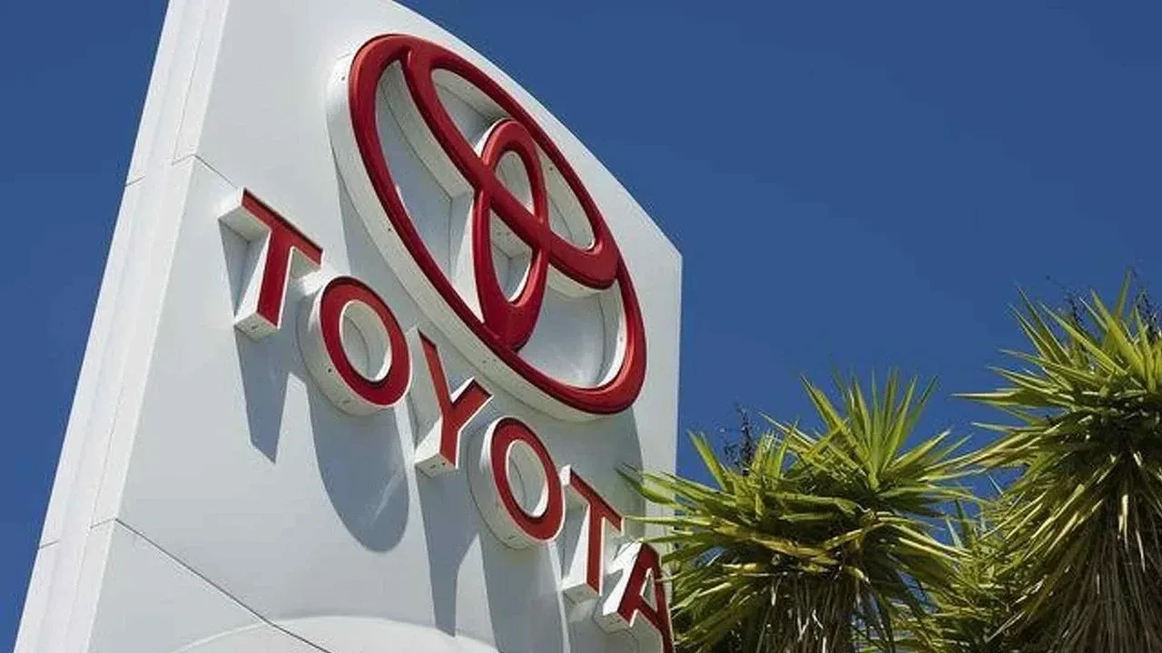 25 yıl sonra bir ilk: Toyota tahtından oluyor