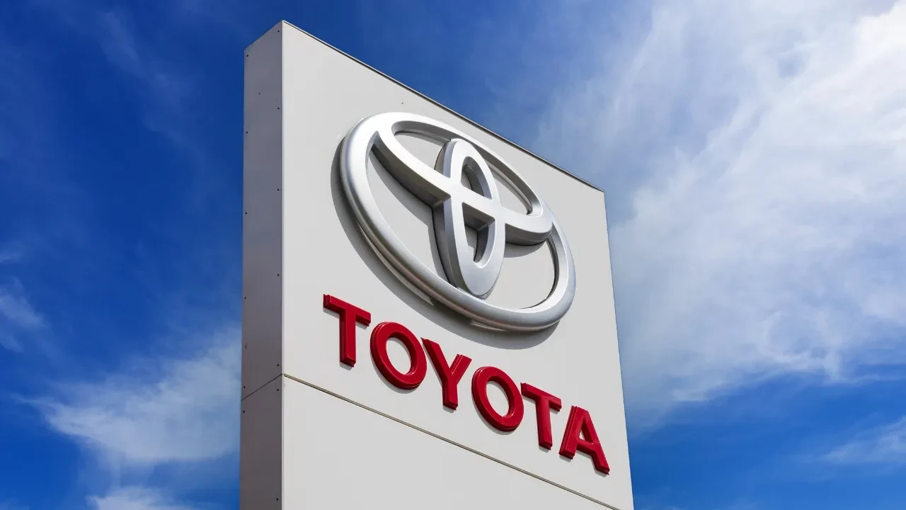 25 yıl sonra bir ilk: Toyota tahtından oluyor