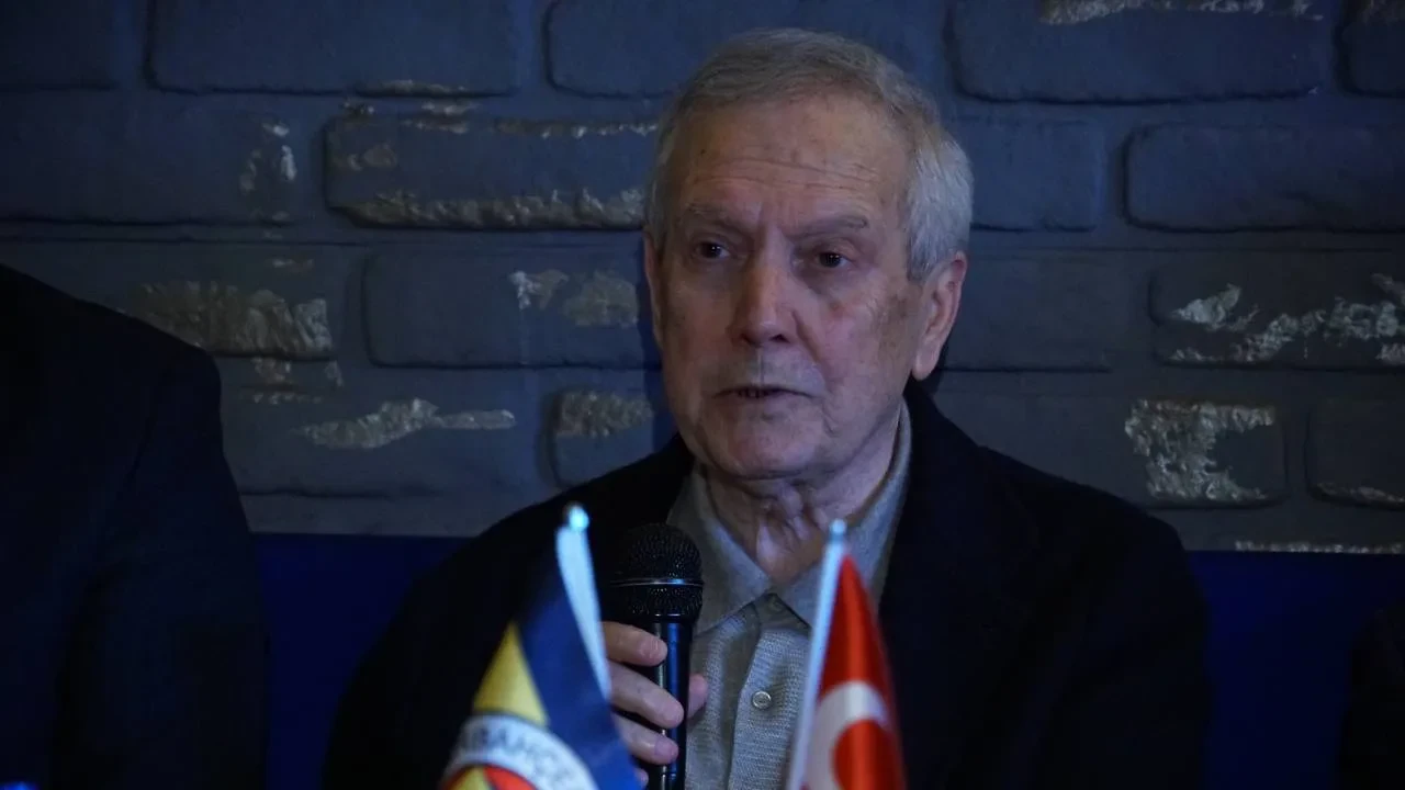 Aziz Yıldırım'dan seçim öncesi net mesaj! "Fenerbahçe'nin yeniden yükseliş dönemini başlatacağız"