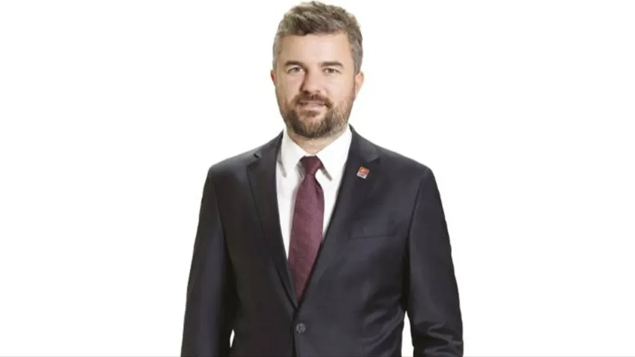 Buca Belediyesi'ne operasyon! Belediye Başkanı Görkem Duman dahil çok sayıda gözaltı var