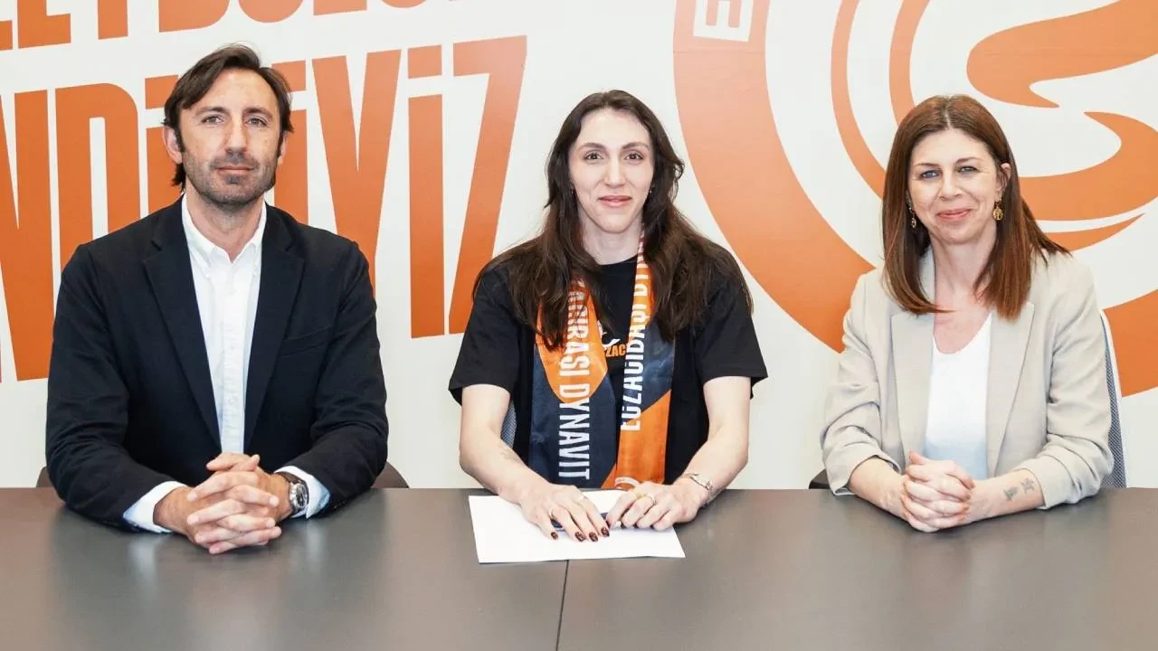 Eczacıbaşı Dynavit, Aslı Kalaç'ı kadrosuna kattı