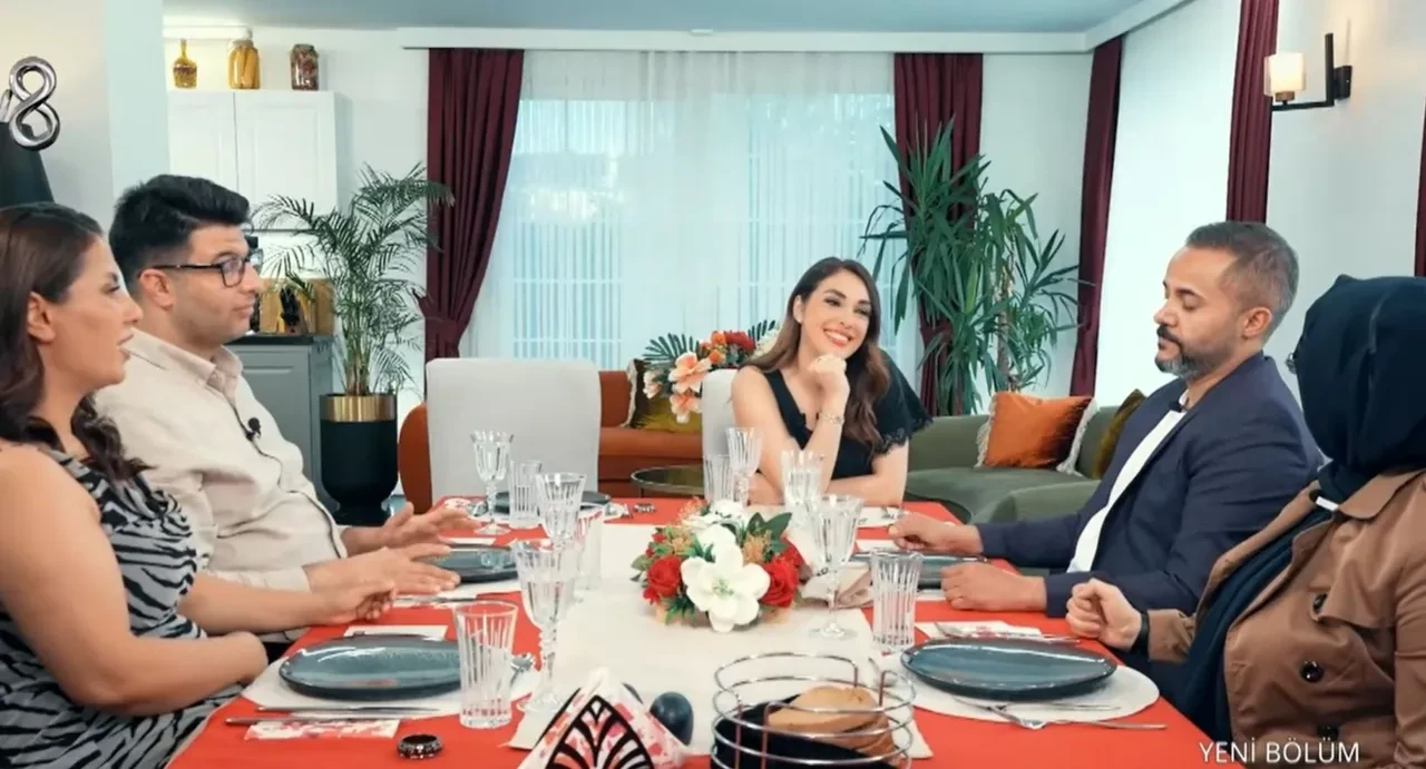 Yemekteyiz İbrahim kimdir, aslen nereli? Yemekteyiz İbrahim Bey mesleği nedir?