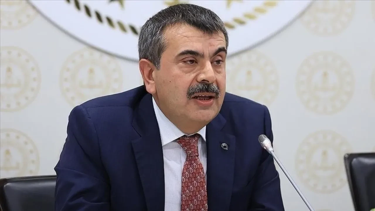 Ağrı’da hayatını kaybeden öğretmen Ayşe Koparan ile ilgili Bakan Tekin'den açıklama!
