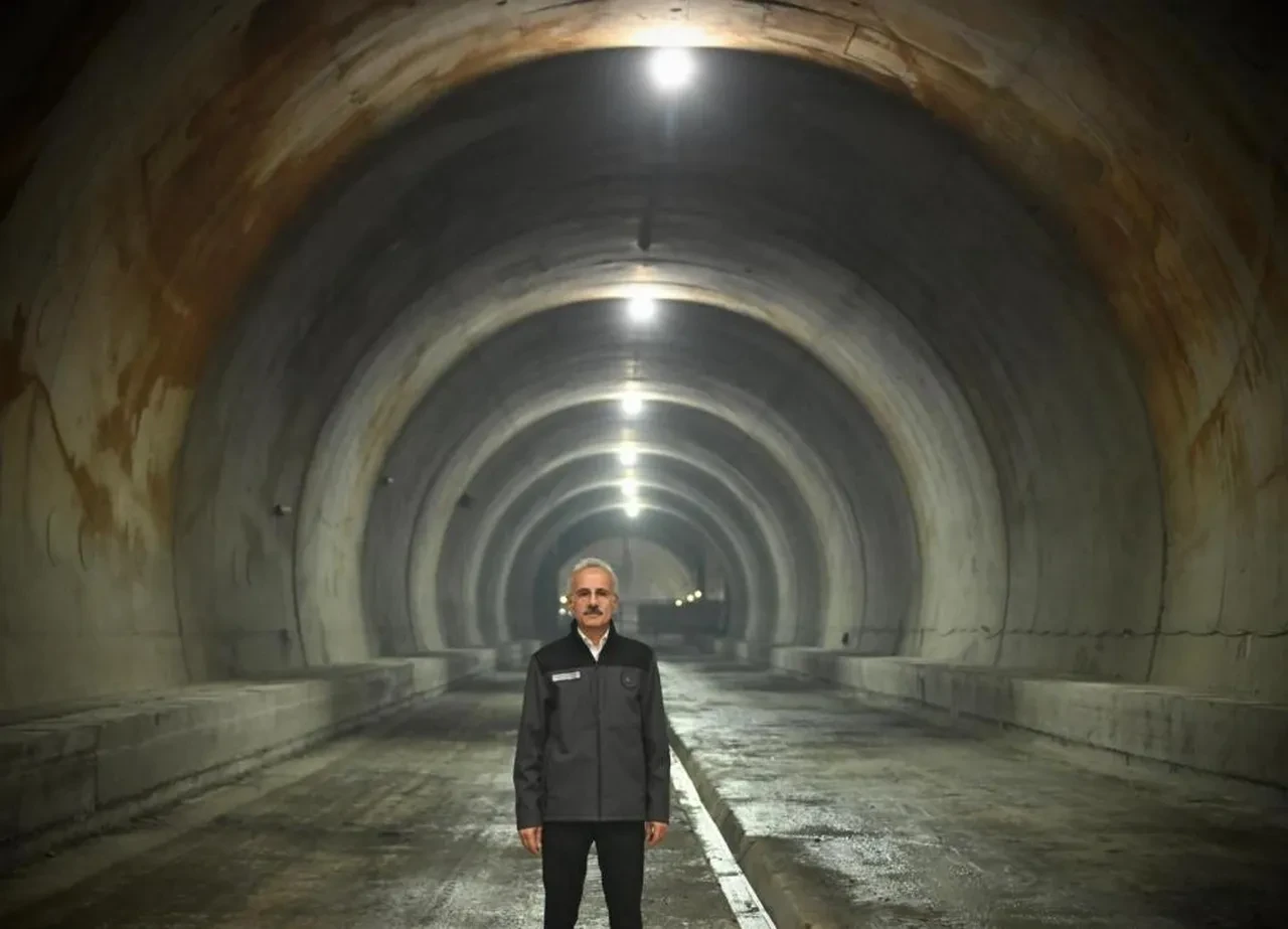 Bakan Uraloğlu duyurdu! Ankara-İstanbul seferleri yarım saat daha kısalacak
