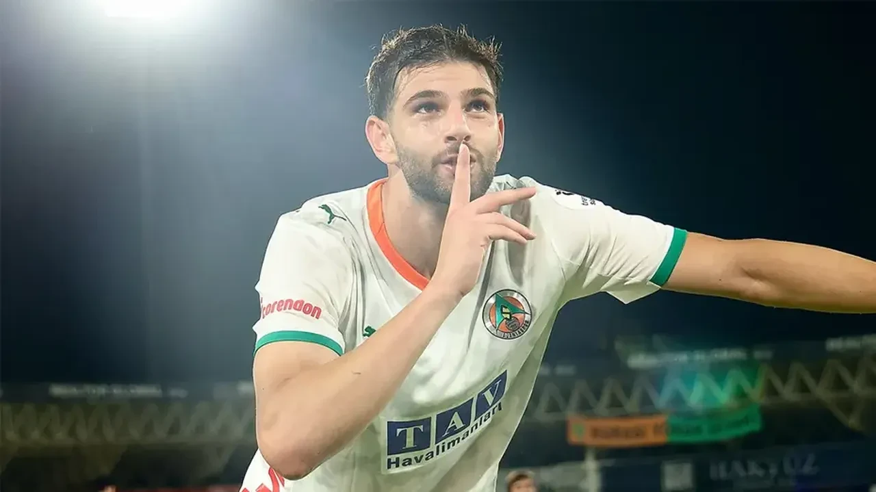 Aziz Yıldırım dönemi hızlı başladı: Süper Lig'e damga vuran 2 yıldız için harekete geçti!