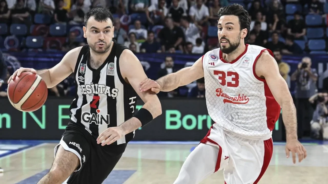 Basketbol Süper Ligi'nde finalin adı belli oldu! Fenerbahçe Beko ile Beşiktaş GAİN karşılaşacak
