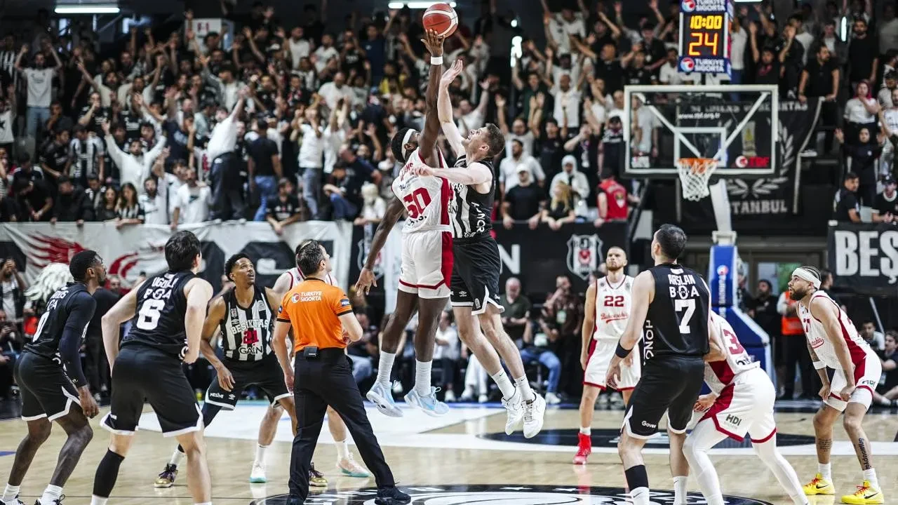 Beşiktaş GAİN finale yükseldi! Siyah-beyazlılar, Bahçeşehir Koleji'ni son maçta mağlup etti