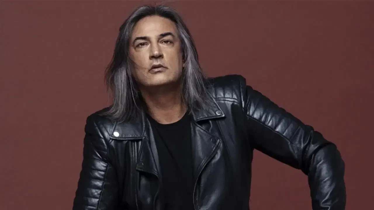 Çelik sokak sokak gezip çöpten kağıt topladı! O anları bu sözlerle paylaştı