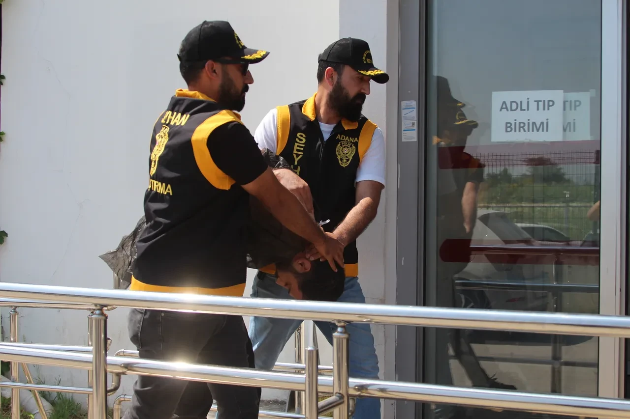 Evinin önünde kadını 7 kez bıçakladı, savunması şaşkına çevirdi! 'Heyecanlandım, birden saldırdım'