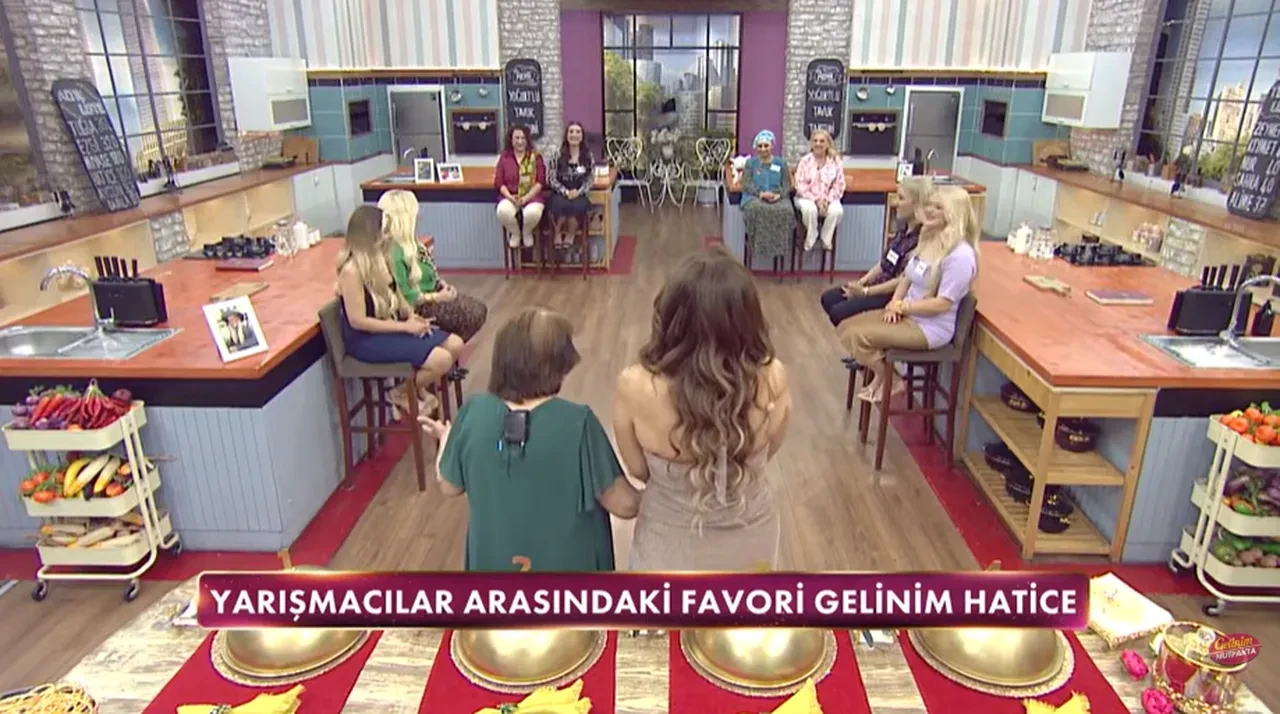 Gelinim Mutfakta'da görülmemiş olay! Halk jürisi yarışmacıları tek tek yorum yağmuruna tuttu