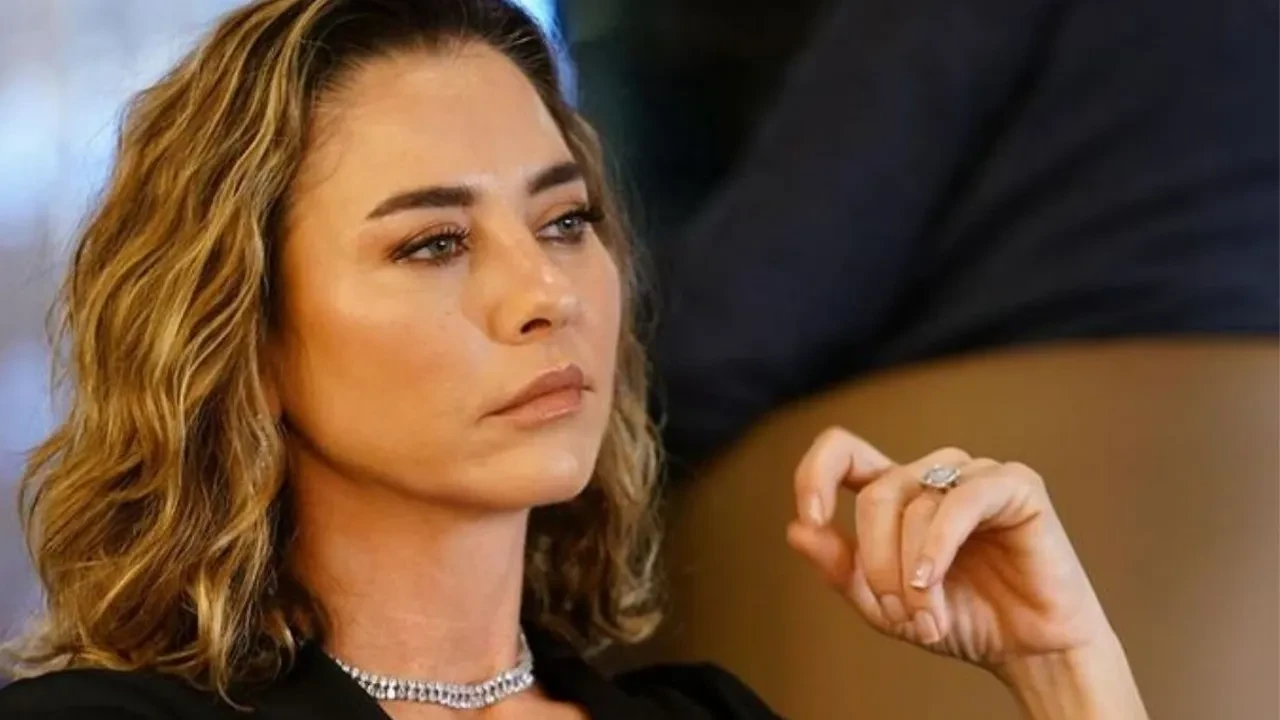 Hilal Altınbilek ve Ece Uslu Yasak Elma dizisine mi geliyor? Yeniden çekileceği duyurulmuştu! 