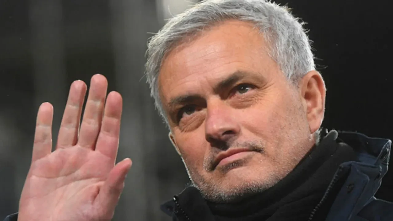 Jose Mourinho resmen Real Madrid'de! Benfica sözleşme fesih bedelini duyurdu