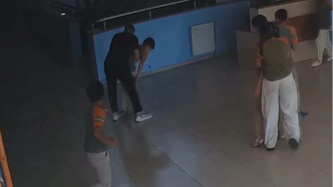 Öğretmenin heimlich manevrası, öğrencinin hayatını kurtardı