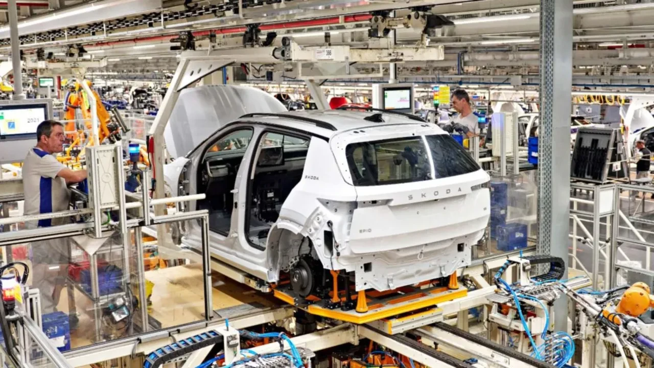 Skoda’nın en ucuz elektrikli aracı üretime başladı