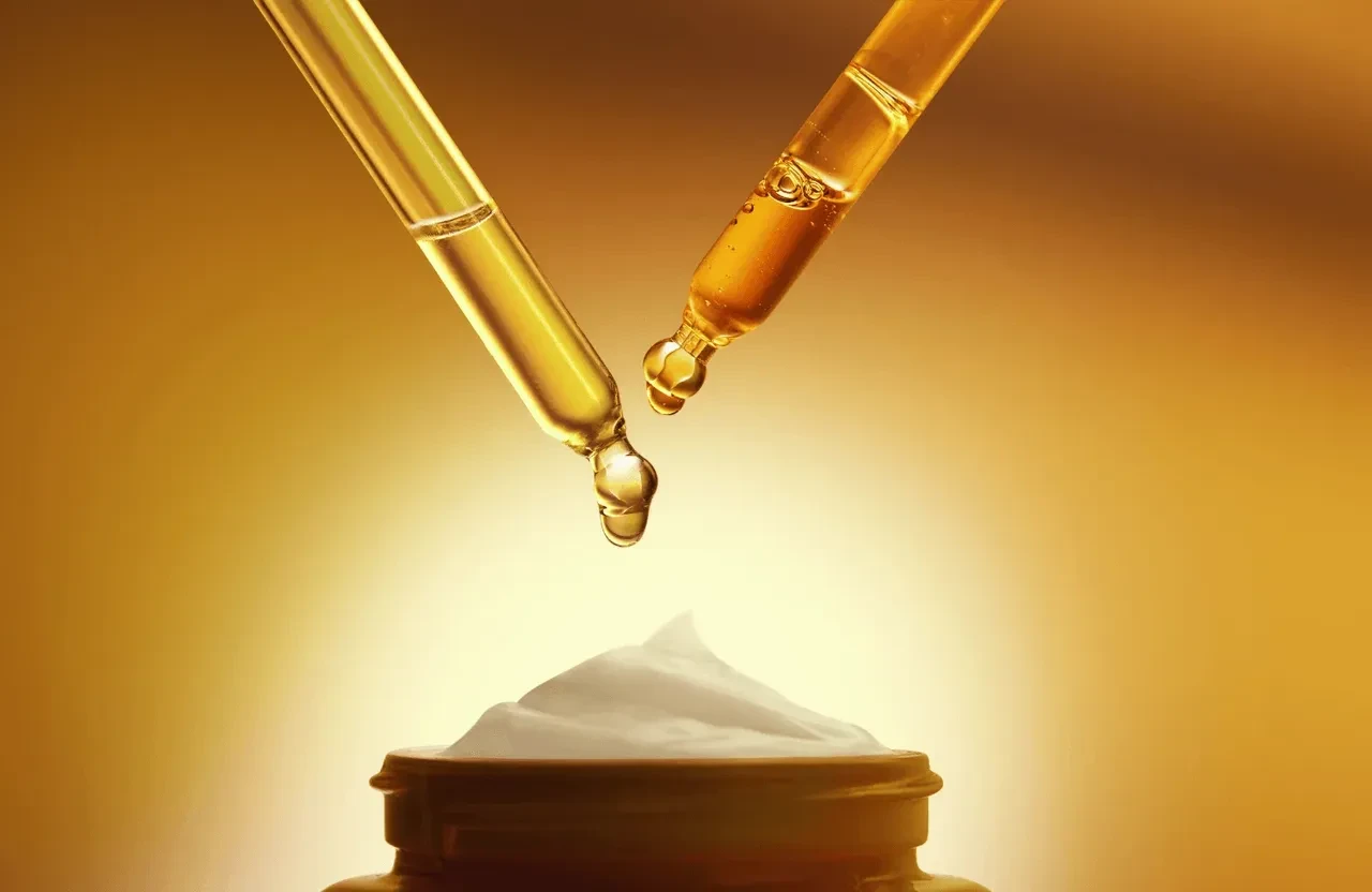 Yaşlanma karşıtı bakımda retinol mü, doğal alternatif mi? Hassas ciltler için en güvenli seçim 2026!