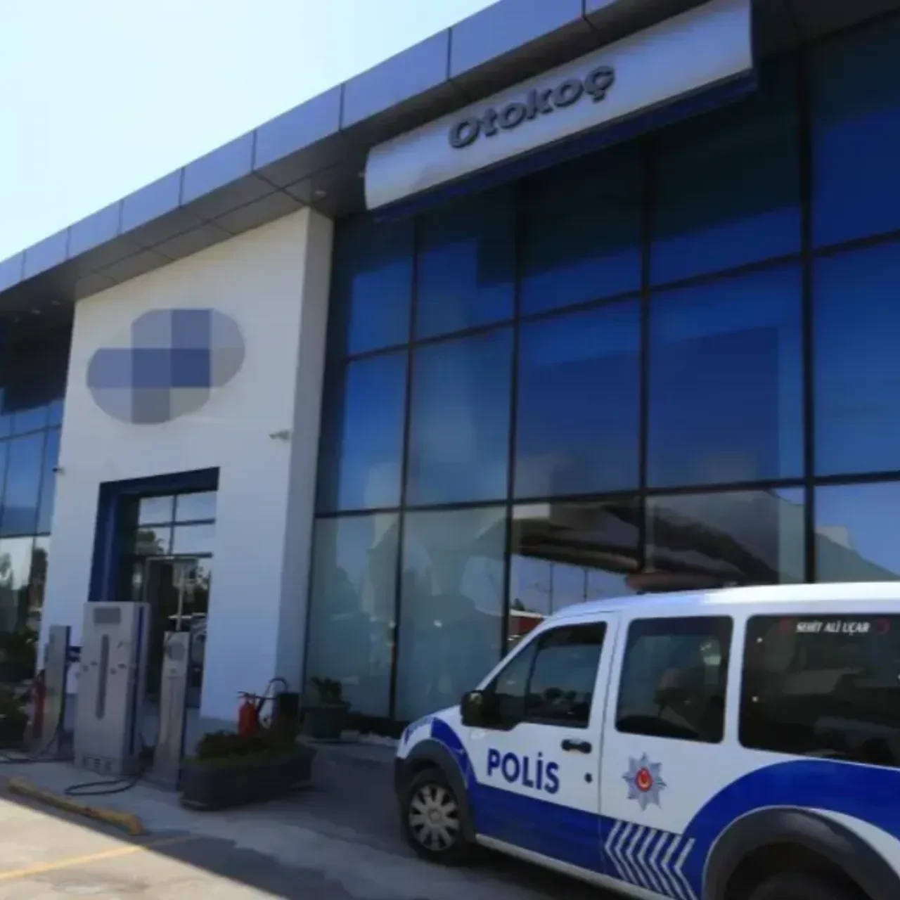 Antalya'da Otokoç'a düzenlenen silahlı saldırıda sıcak gelişme: Gözaltına alınan 13 şüpheliden 2'si tutuklandı