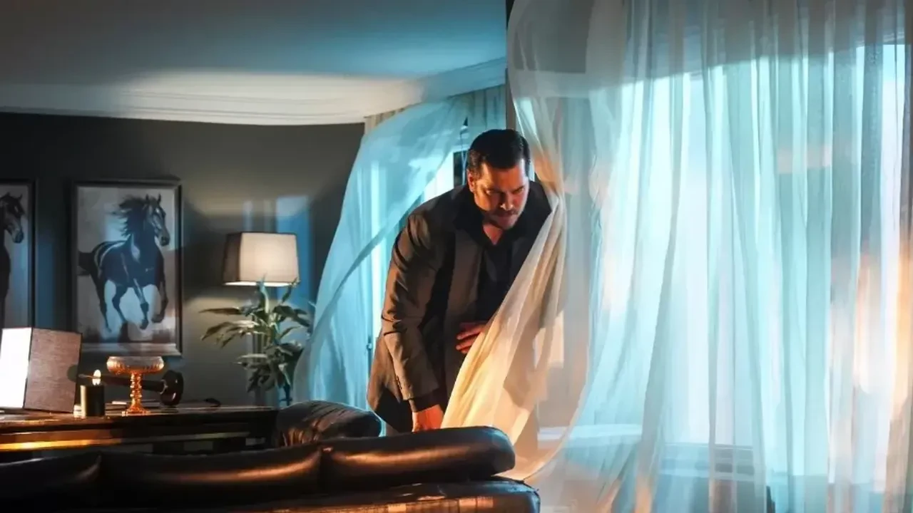 Çağatay Ulusoy'un oynadığı Eşref Tek, dizide öldü mü? Eşref Tek'in vurulma sahnesi izleyenleri ağlattı