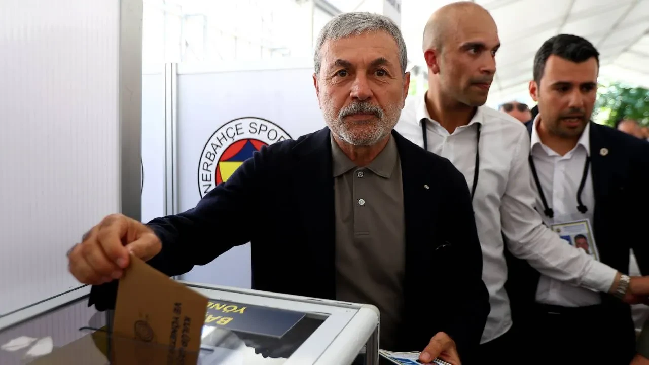 Fenerbahçe'den teknik direktör açıklaması! Sarı-lacivertli taraftarlar merakla bekliyordu