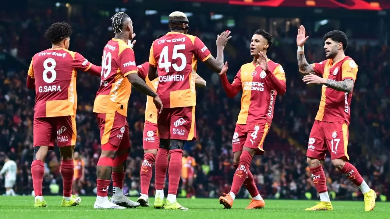 Galatasaray'a Premier Lig'den orta saha! Cimbom genç yıldızın peşinde