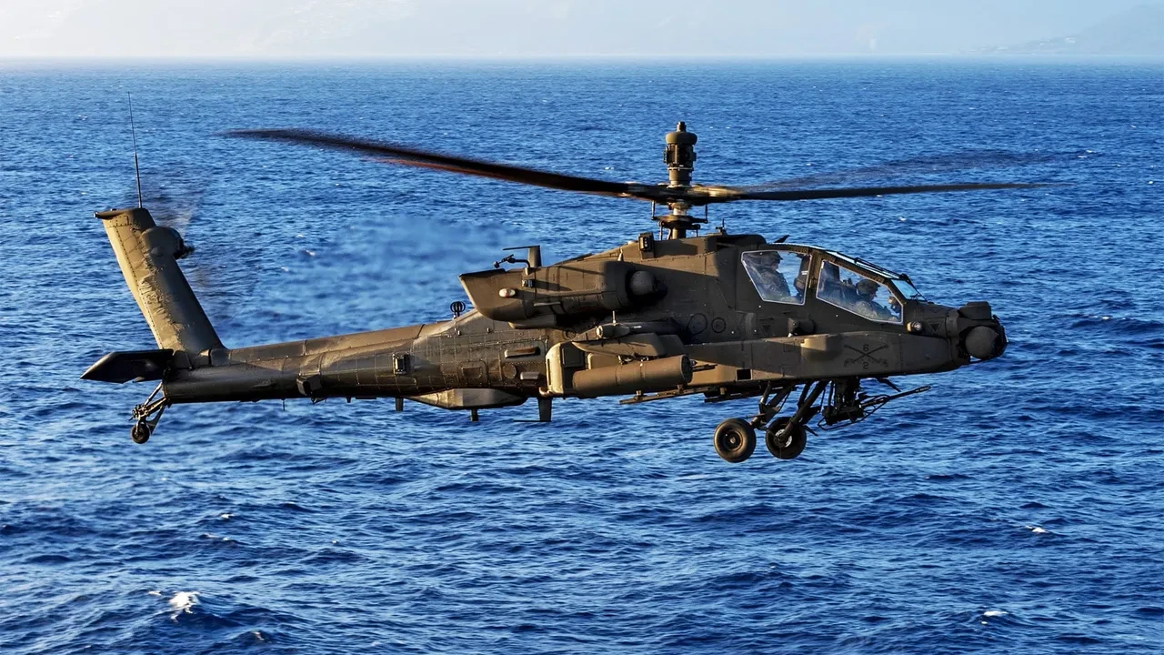 Herkes şaşkın: 20 bin dolarlık drone AH-64 Apache düşürdü