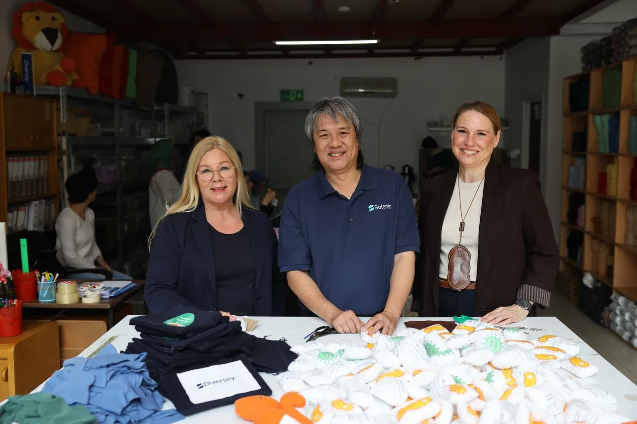 Kadınları güçlendiren ekonomiyi destekleyen program! Diversey Linens For Life programıyla 2 bin kadın sektörde
