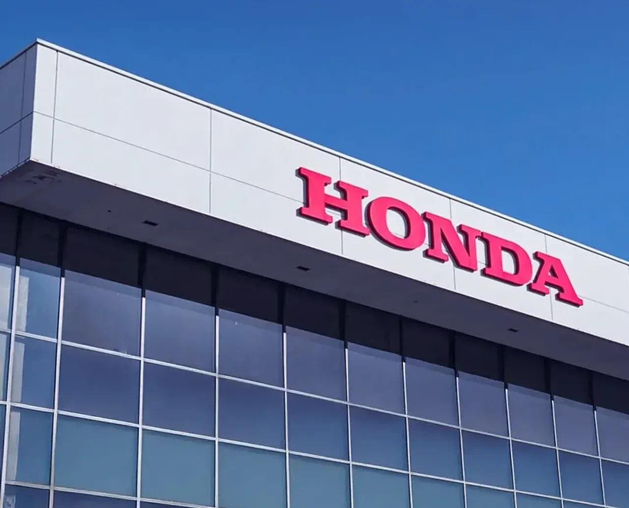 Kapak aniden fırlayabilir: Honda’dan 1 milyondan fazla aracı acil geri çağırıyor