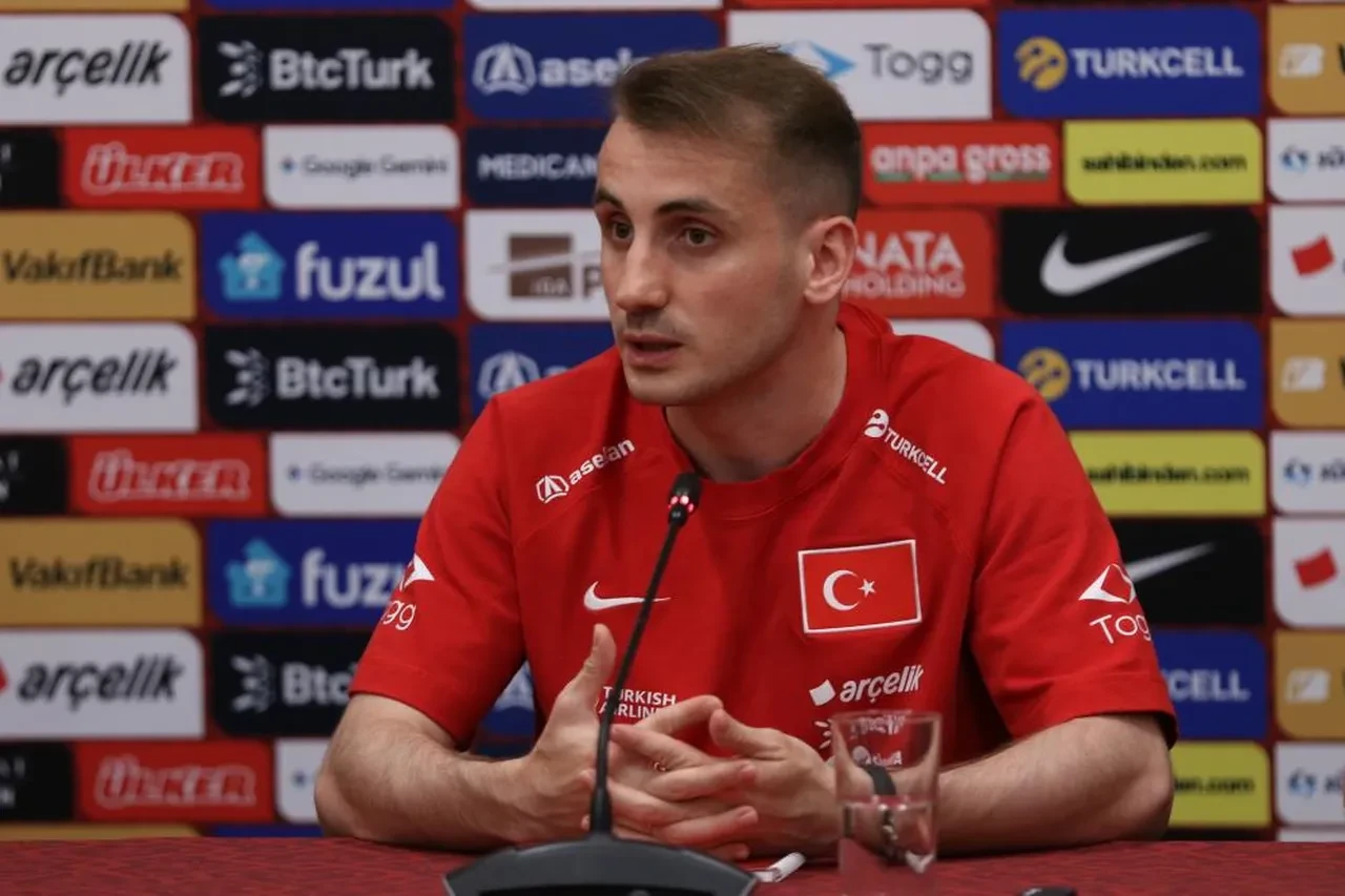 Kerem Aktürkoğlu Dünya Kupası hazırlık kampında Montella'nın 3 özelliğini açıkladı