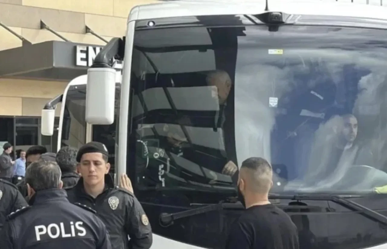 Mustafa Bozbey suç örgütü soruşturmasında şoke eden ifadeler! "Euroları pasta kutusunda verdim"