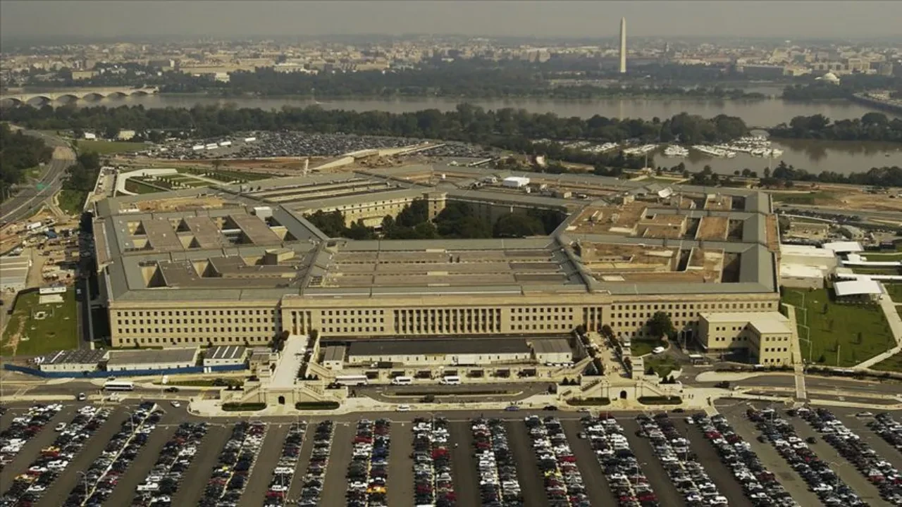 Pentagon'da 'tehlikeli madde' alarmı: Katlar kapatıldı, tahliyeler başladı